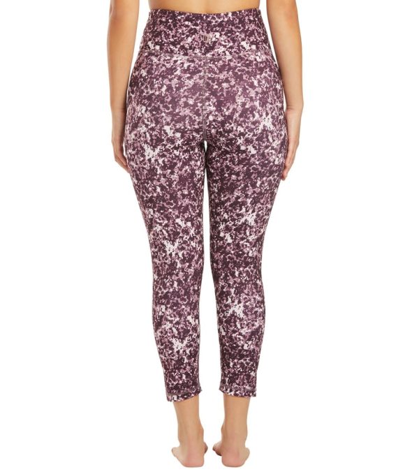 Balance Collection Opatek Lux High Waisted Printed Yoga Capris For Sale - Image 3